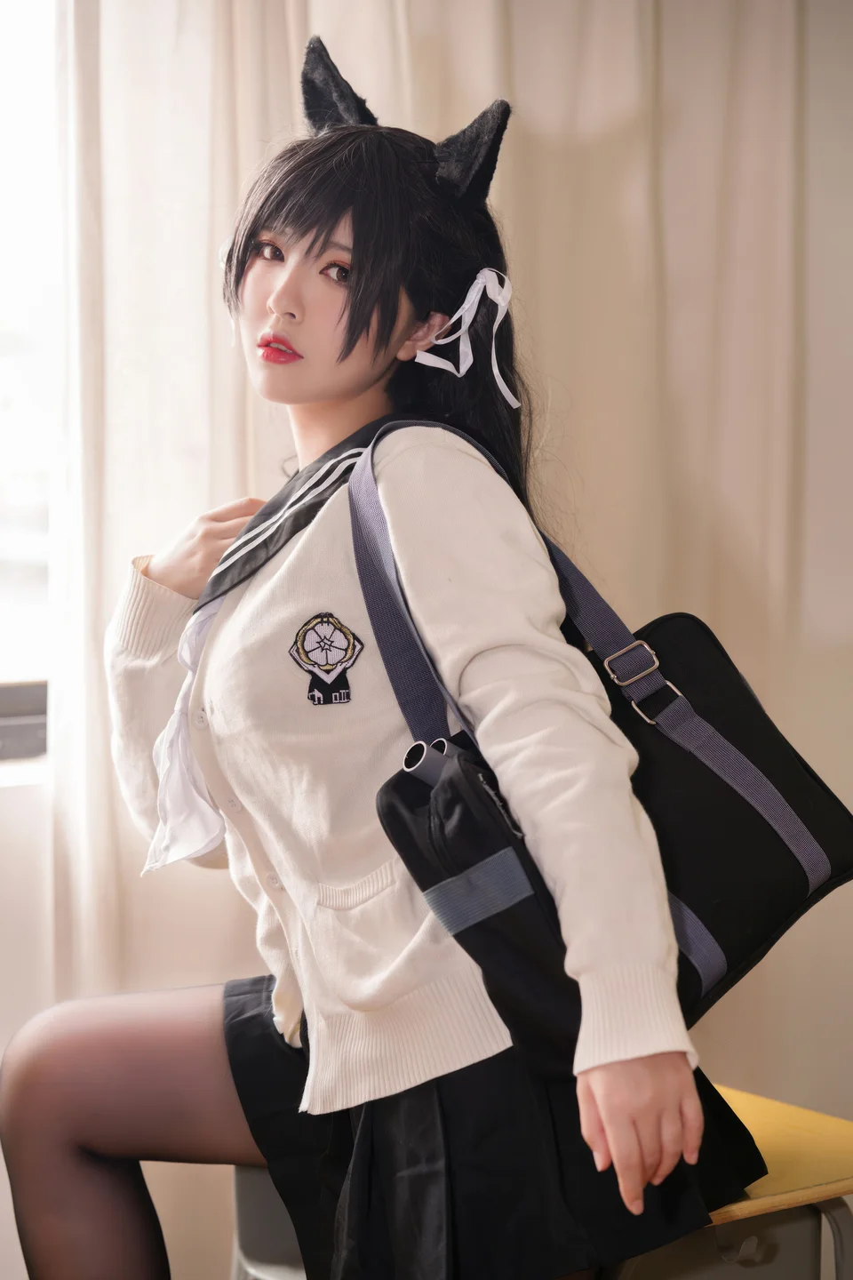 半半子 - No.099 碧蓝航线·爱宕 校服 [25P-193MB] tg@simisebaisi 【丝足阁】008.webp